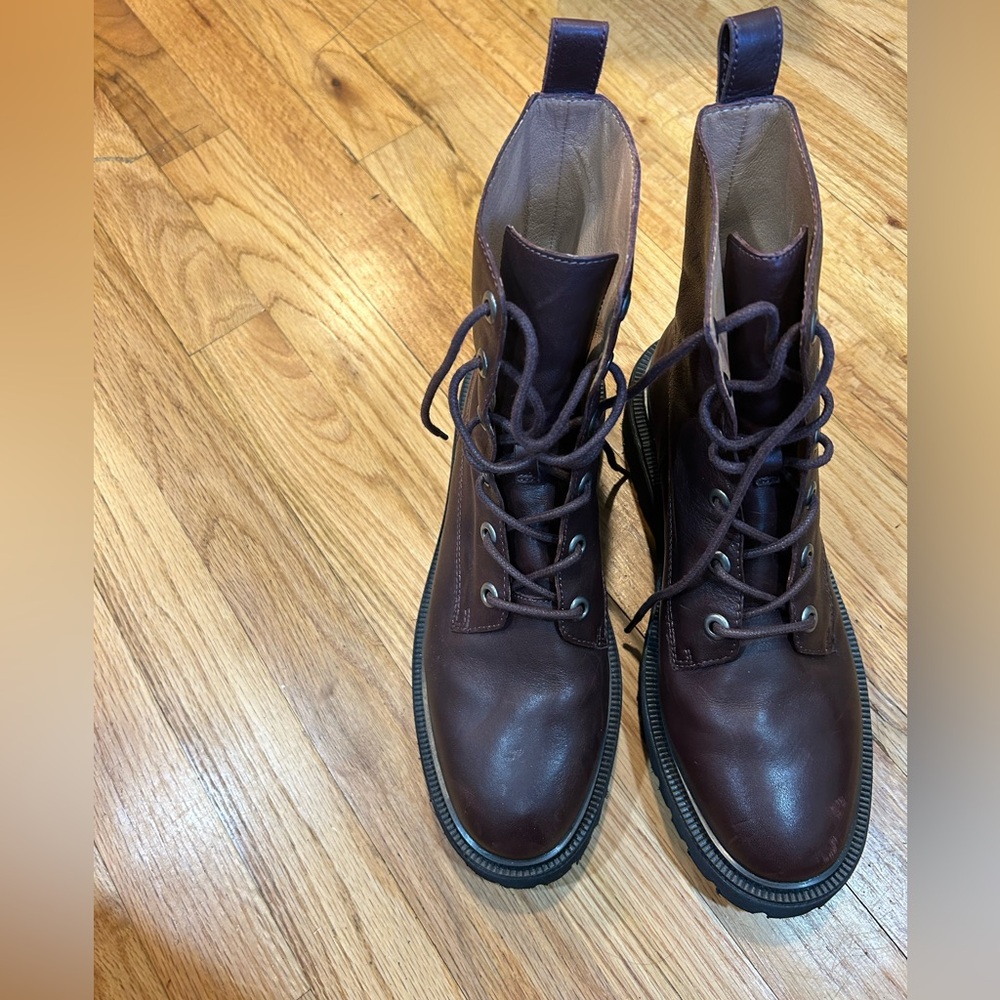 Lace up lugsole boots please note marks in third & 4th photo